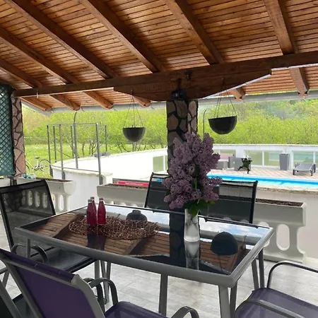 Casa de Férias Enio Bihać